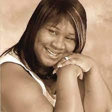 Darlene Ragin's Instagram, Twitter & Facebook