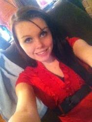 josie estes (@superloveyduvy)