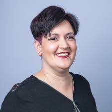 Jasmine Kern's Instagram, Twitter & Facebook