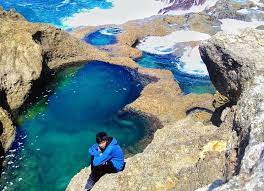 Terlebih lagi karena indonesia memiliki julukan negara maritim yang mana 2/3 wilayah indonesia sendiri adalah. 8 Pantai Di Indonesia Dengan Laguna Alami Yang Cantik