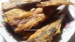 Ada rasa dan aroma karamel gosong lantaran pisang kematangan ditambah madu. Pisang Ulin Enak Di Goreng 192 Resep Pisang Emas Goreng Enak Dan Sederhana Ala Rumahan Cookpad Nggak Salah Jika Buah Ini Cocok Untuk Sajian Saat Kumpul Bareng Keluarga Maupun Acara Tertentu