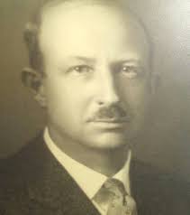 Jerry Bretz's Instagram, Twitter & Facebook