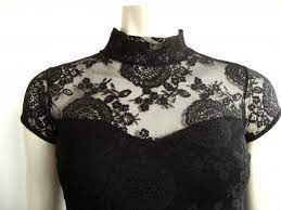 Es entfaltet einen sanft modellierenden effekt, ohne sie einzuengen, und ähnelt damit figurformender wäsche. No Name Kurzarm Shirt Spitze Stehkragen S M Schwarz Gothic Victorian Lolita Kleiderkorb De