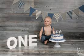 Smash Cake Simple Birthday Cake For 1 Year Old Boy 12 Month Baby Boy One Year Cake Smash Navy Blue Grey And White Colour Scheme Bunting Banner Smash Cake Boy Baby Boy Cakes Baby Cake Smash