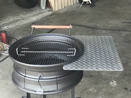 There's nothing like a summer of hanging out in the back yard. Pin By Pato On Grills Diy Barbecue Diy Bbq Bbq Grill Diy