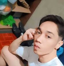 VICTORY BY DEFAULT 🥊 Hinirang bilang winner by default si PNP Chief  General Nicolas Torre III sa inorganisa nitong Boxing for a Cause sa Rizal  Memorial Coliseum nitong Linggo. Ito'y matapos hindi