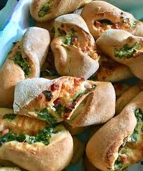 Barlauch Schleifen Ein Schmackhaftes Rezept Aus Der Kategorie Schwein Bewertungen 2 Durchschnitt O 3 8 Lebensmittel Essen Rezepte Fingerfood