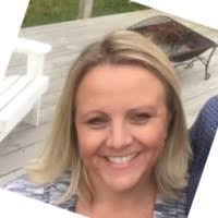 Karen Foss's Instagram, Twitter & Facebook