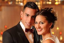 Rogelio gabriel funes mori (born 5 march 1991) is an argentine professional footballer who plays as a striker for liga mx club monterrey. Everton Fans Congratulate Ramiro Funes Mori After Blues Defender Gets Married Liverpool Echo