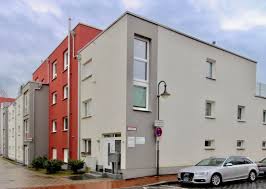 Wohnungen sind in landshut in allen preisklassen verfügbar. 3 Zimmer Wohnung Zu Vermieten Karlstrasse 11 84034 Landshut Nikola Mapio Net