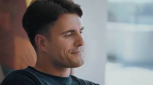 Het is moeilijk om de timing van de coming-out van Conner Rousseau los te  zien van andere gebeurtenissen