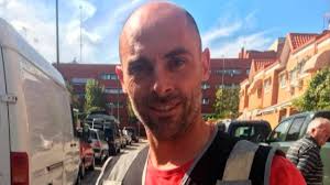 Así era Alberto, el bombero que ha muerto atropellado cuando acudía en bici  al rescate de un gato