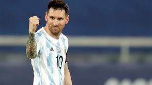 Messi já jogou contra o brasil em dez oportunidades pela seleção principal, contando amistosos e partidas oficiais. Copa America Un Golazo De Messi No Le Basta A Argentina Que Empata Con Chile