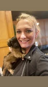 Andrea Ison's Instagram, Twitter & Facebook