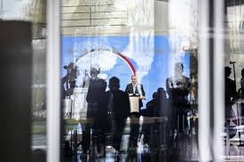 Neben den politischen begegnungen unter. Baerbock Laschet Und Scholz Streiten Uber Israel Und Die Nato