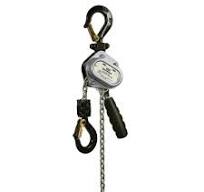 Amazon.com: Strongway Mini polipasto de cadena de palanca, capacidad de  1100 libras, elevación de 5 pies, modelo # VD500KG1.5M : Strongway:  Industrial ...