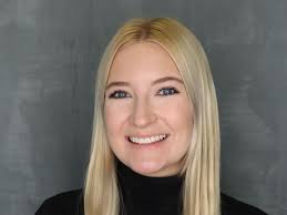 Natalie Neal's Instagram, Twitter & Facebook