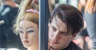 Roman Łaciak i rzeźbiarze