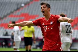 Below is the complete list of toty ultimate xi squad. Bayern Munich Stiker Robert Lewandowski Named Uefa Men S Player Of The Year The New Indian Express
