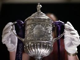 كأس الإتحاد الإنجليزي لكرة القدم في ملعب ويمبلي البريطانية. Manchester City Owner Keeps Historic Fa Cup In England About Manchester