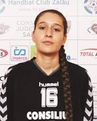 Pe ianis hagi, starul celor de la rangers, îl ştiu toţi, însă iubita sa, constănţeanca elena tănase, este mai puţin cunoscută. Cu Cine S A Iubit Ianis Hagi La Inceputul Lui 2020 A RÄƒmas Singur Spynews Ro