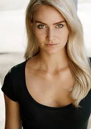 Brianne Bailey's Instagram, Twitter & Facebook