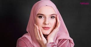 Dalam ajaran islam, ayat al qur'an tentang membahagiakan orang lain yakni dengan senyum, selain tersenyum. Wajah Berseri Seri Tanpa Mekap Ini Petua Cara Islam Yang Boleh Kita Amalkan Hijabista