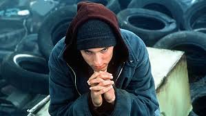 American rapper eminem has released 11 studio albums, one compilation album, and one ep. Eminems Drei Personlichkeiten Das Who Is Who Des Marshall Mathers Band Der Woche Musik Puls