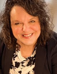 Heidi Hilton's Instagram, Twitter & Facebook