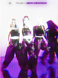 ::Una nueva familia llega al fakeland para ser la mejor familia.  #JeonKendrick🇻🇪 #FamilyJeonKendrick🇻🇪 #The_Family_JeonKendrick🇻🇪 @ —  𝐋𝐈𝐋𝐘 𝐉𝐄𝐎𝐍 𝐊𝐄𝐍𝐃𝐑𝐈𝐂𝐊 🇻🇪 ::@🪻𝐋̷̸𝐈𝐋̸̷̸𝐘͢ 𝐉.𝐃̶̸̷🪻 @ —  𝐈𝐑𝐈𝐍𝐀 𝐋𝐈𝐍𝐆𝐔𝐈𝐍𝐈 ...