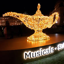 Aladdin Unnutzes Wissen Disney Musical Aladdin Musical