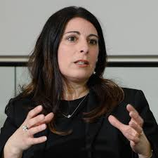 Neue VW-Betriebsratschefin legt in einem ungewöhnlichen Schritt offen, was  sie verdient!