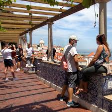 The health ministry said that portugal had 31,595 confirmed cases of the coronavirus and 1,369 people had lost their lives. U K Restores Quarantines For Travelers From Portugal The New York Times