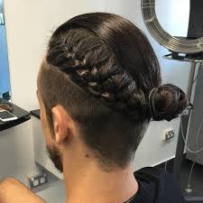 20 Neue Super Cool Braids Styles Fur Manner Die Sie Nicht Verpassen Konnen Braids Konnen Mann Lange Haare Manner Frisuren Langhaar Schwarze Haare Flechten