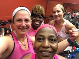 Nothing better than day 1 in the gym with the Lady Bulldogs! 🧡💙🏀