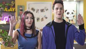 Entra nel mondo di sofì e luì per vivere la magia di un sogno!© me contro te e tutti i personaggi, i.sofì e luì insieme i me contro te trovano un cinema pieno di pop it dentro casa! Il Secondo Film Dei Me Contro Te Il Mistero Della Scuola Incantata La Repubblica