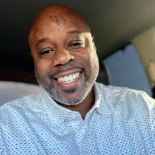 What is "feedback" referring to in fountain pens?