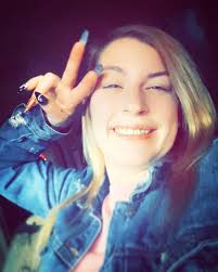 Nichole Durham's Instagram, Twitter & Facebook