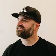 AERON BROWN ART (@aeronbrownart) • Threads, Say more