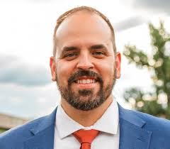 Daniel Racer's Instagram, Twitter & Facebook