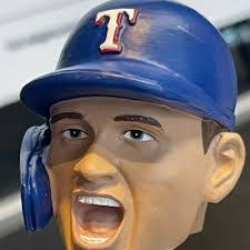 Tracey Reeder's Instagram, Twitter & Facebook