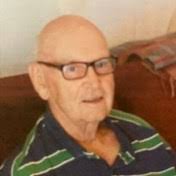 Sandra Currier's Instagram, Twitter & Facebook