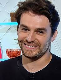 I feel like my fans are no longer active can I hear Hi if you are active.  Love you You all have an incredible day.