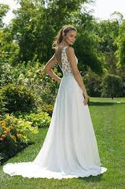 Boho brautkleider meerjungfrau brautkleider prinzessin farbige brautkleider. Pin Von Marlies Hartjes Auf Kollektionen 2019 Brautmode Kleider Hochzeit Braut