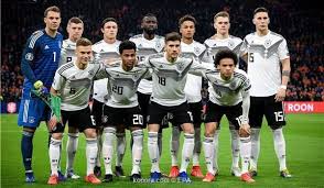 صور إستقبال أبطال كأس العالم في عاصمة ألمانيا. Ø§Ù„Ù…Ù†ØªØ®Ø¨ Ø§Ù„Ø£Ù„Ù…Ø§Ù†ÙŠ ÙŠØ¹ÙˆØ¯ Ø¥Ù„Ù‰ Ø¥Ø³ØªÙˆÙ†ÙŠØ§ Ø¨Ø¹Ø¯ ØªÙ…Ø§Ù†ÙŠØ© Ø¹Ù‚ÙˆØ¯ Ø§Ù„Ø±ÙŠØ§Ø¶Ø© Ù†Øª