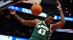 Οι δύο αντετοκούνμπο έφτασαν στην κατάκτηση του τίτλου, όμως ο θανάσης δεν O 8anashs Antetokoynmpo 8a Plhrwsei Ta Eisithria Twn Ellhnwn Sto Game 7 Me Toys Nets Vid Maksports Gr