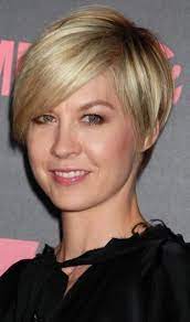 Hairstyles And Haircuts For Short Hair Short Business Hairstyle Short Thin Hair Short Hair Styles Thin Hair Haircuts