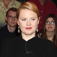 Kelly family přišli o člena rodiny. Kathy Kelly Verrat Die Musik Hilft Ihrer Schwester Barby Kelly Bei Der Therapie Gala De