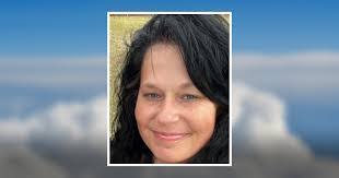 Amanda Smoak's Instagram, Twitter & Facebook