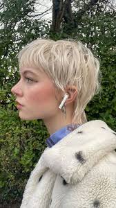 Iris Lehner (irislehner030580)